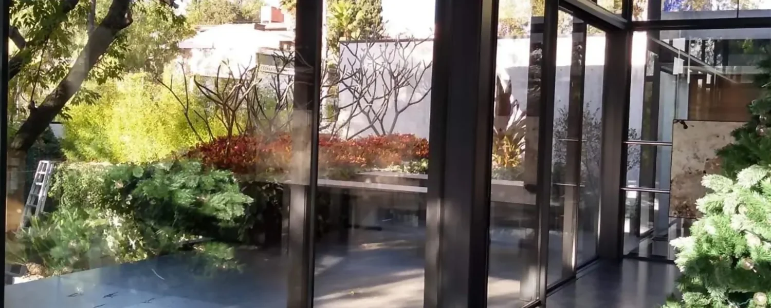 Aviglass Casa Cantil
